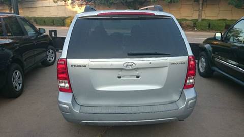 2007 Hyundai Entourage