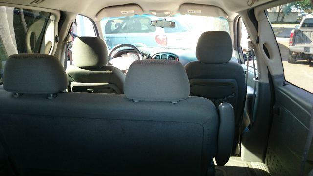 2005 Chrysler Town and Country