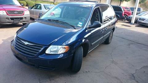 2005 Chrysler Town and Country