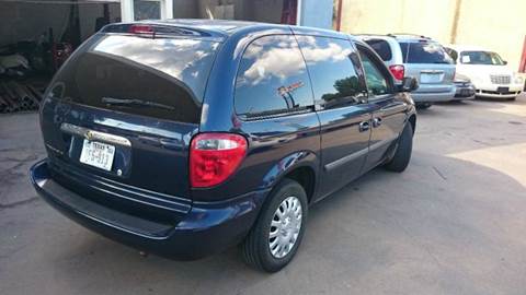 2005 Chrysler Town and Country