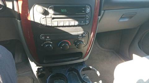 2005 Chrysler Town and Country