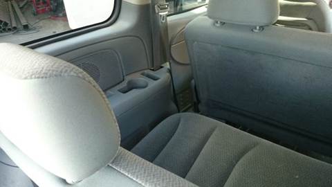 2005 Chrysler Town and Country