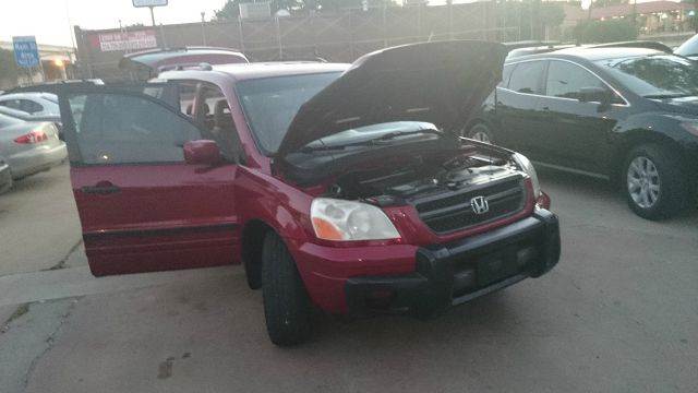 2004 Honda Pilot EX's photo