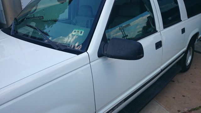 1998 Chevrolet Suburban C1500