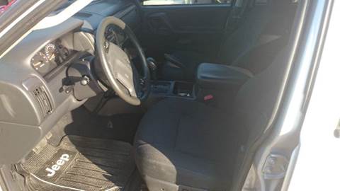 2004 Jeep Grand Cherokee Laredo