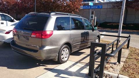 2004 Toyota Sienna
