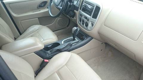 2005 Ford Escape