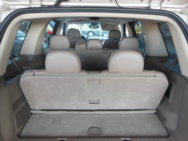 2004 Ford Explorer XLT