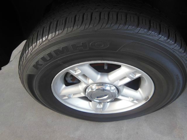 2004 Ford Explorer XLT