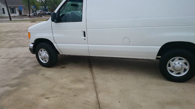 2006 Ford E-Series Cargo