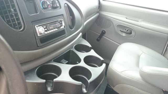 2006 Ford E-Series Cargo