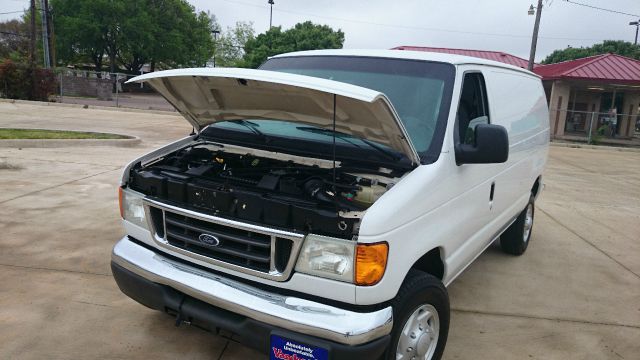 2006 Ford E-Series Cargo