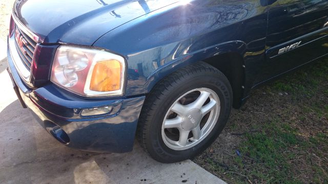 2004 GMC Envoy XL SLE