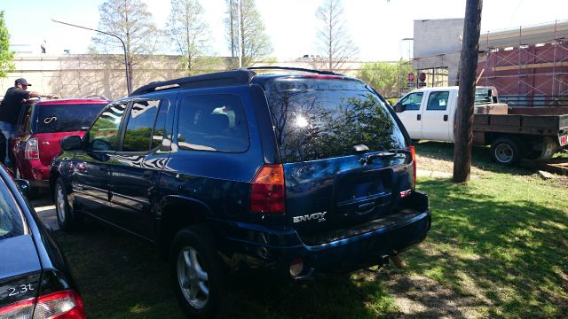 2004 GMC Envoy XL SLE