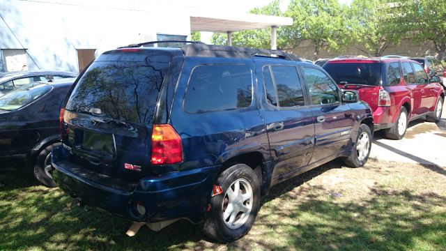 2004 GMC Envoy XL SLE