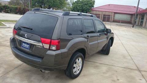 2010 Mitsubishi Endeavor LS