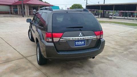 2010 Mitsubishi Endeavor LS