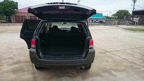 2010 Mitsubishi Endeavor LS