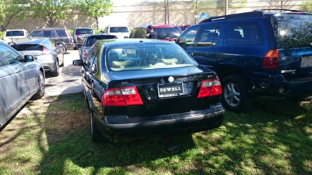 2004 Saab 9-5