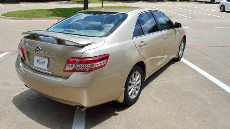 2011 Toyota Camry SE V6