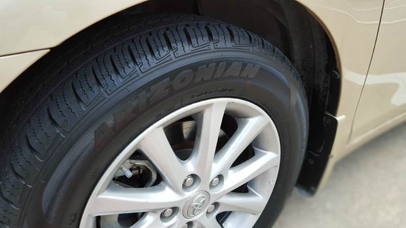 2011 Toyota Camry SE V6