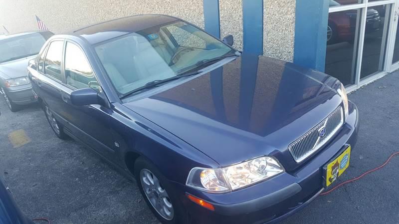 2001 Volvo S40 Base's photo