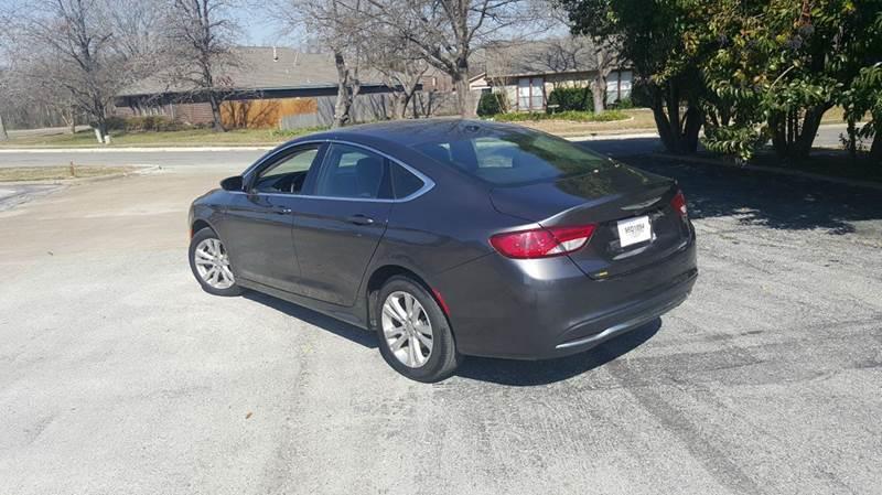 Used 2015 Chrysler 200 Limited with VIN 1C3CCCAB8FN640169 for sale in Dallas, TX