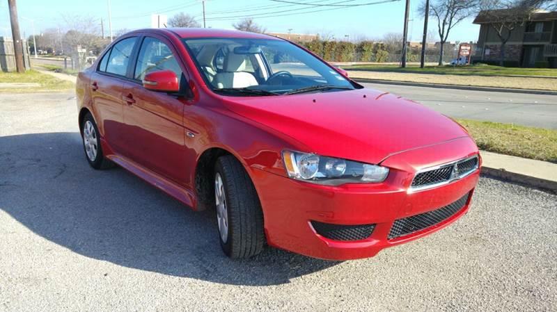 2015 Mitsubishi Lancer ES's photo