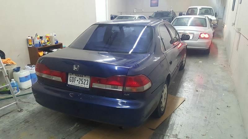 Used 2002 Honda Accord LX with VIN JHMCG56462C005106 for sale in Dallas, TX