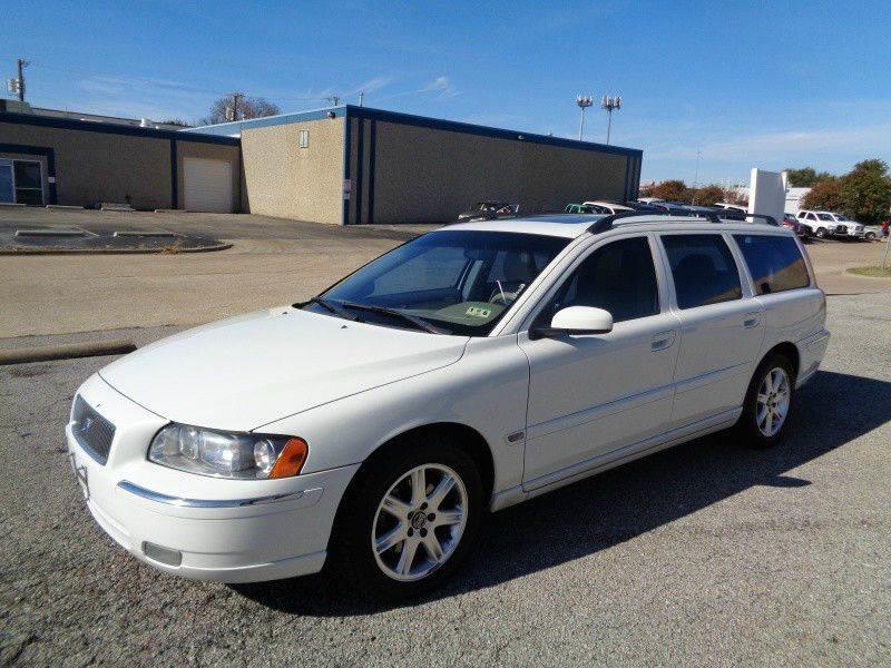 2005 Volvo V70 2.5T's photo