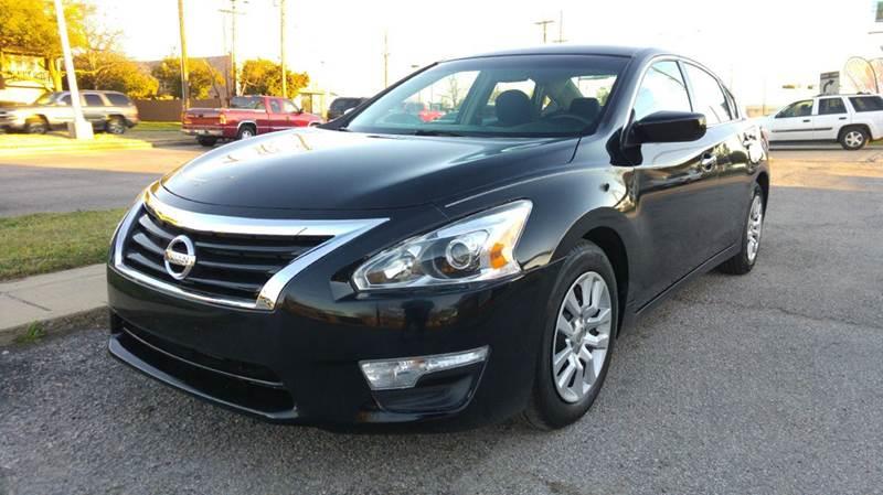 2013 Nissan Altima for sale at Bad Credit Call Fadi in Dallas TX