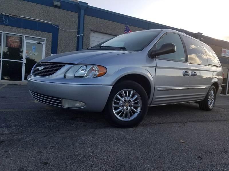 2001 Chrysler Town and Country for sale at Bad Credit Call Fadi in Dallas TX
