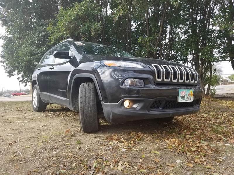 2015 Jeep Cherokee Sport's photo