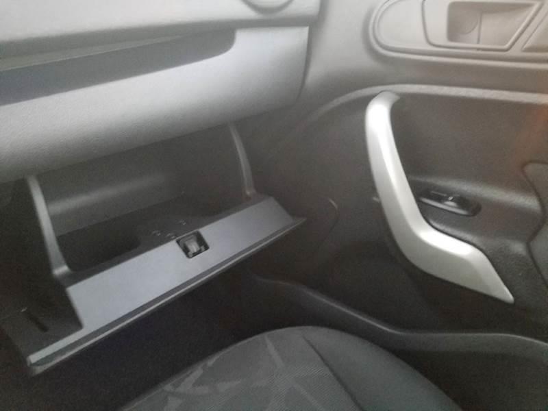 Used 2011 Ford Fiesta SEL with VIN 3FADP4CJXBM221698 for sale in Dallas, TX
