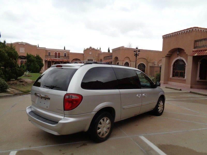 2007 Chrysler Town and Country for sale at Bad Credit Call Fadi in Dallas TX