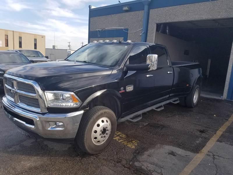 2014 RAM Ram 3500 Pickup Longhorn's photo
