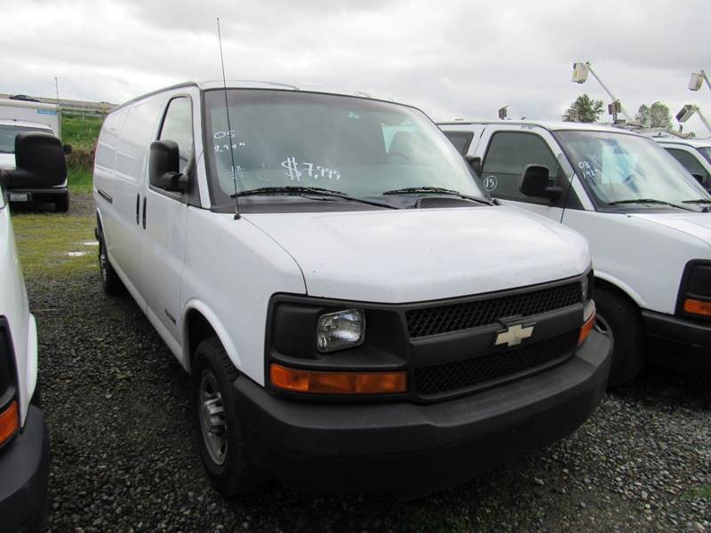 2005 Chevrolet Express Cargo 2500 3dr Extended Cargo Van In Algona WA