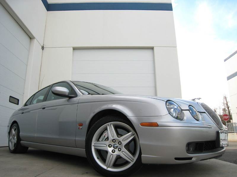2003 Jaguar S-Type R for sale at Chantilly Auto Sales in Chantilly VA