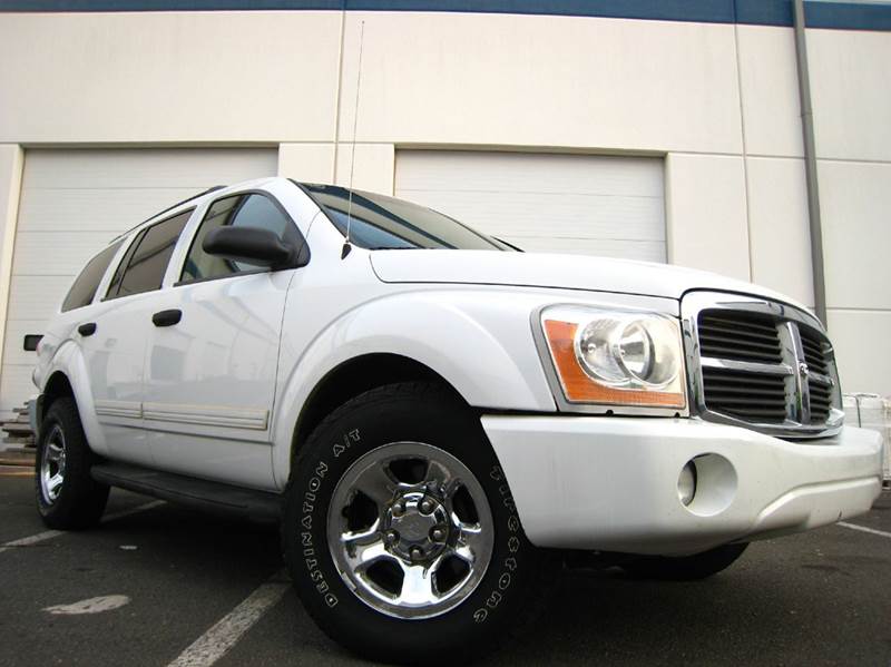 2004 Dodge Durango for sale at Chantilly Auto Sales in Chantilly VA