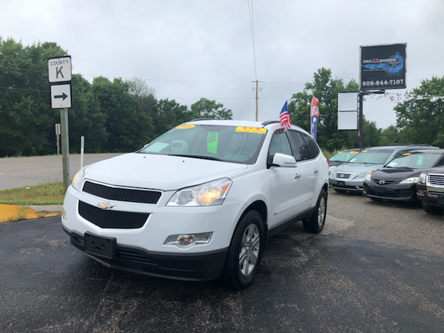 2010 Chevrolet Traverse for sale at Hwy 13 Motors in Wisconsin Dells WI
