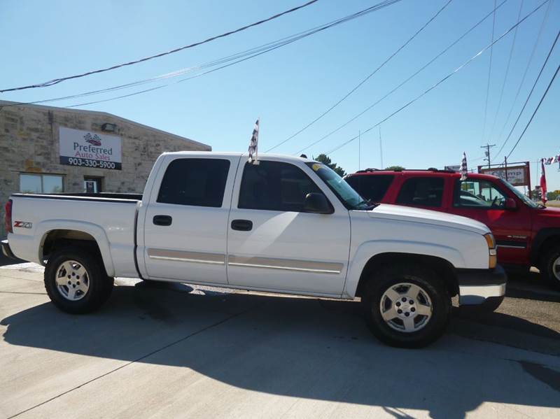 2004 Chevrolet Silverado 1500 for sale at Preferred Auto Sales in Whitehouse TX