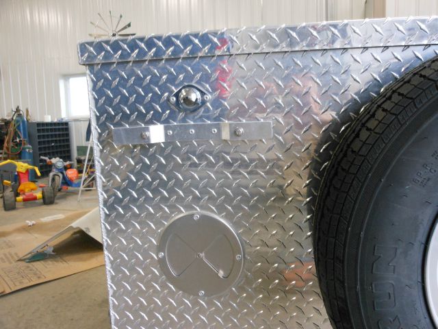 2014 Alum-Line dog trailer