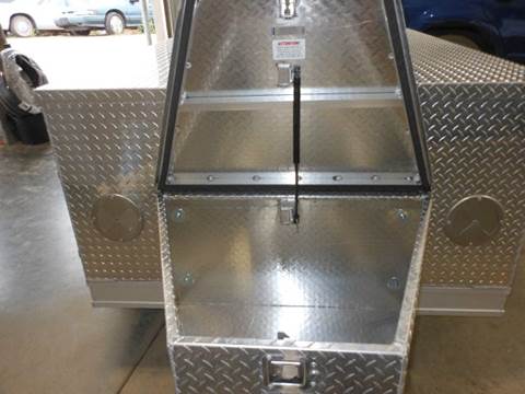 2014 Alum-Line dog trailer