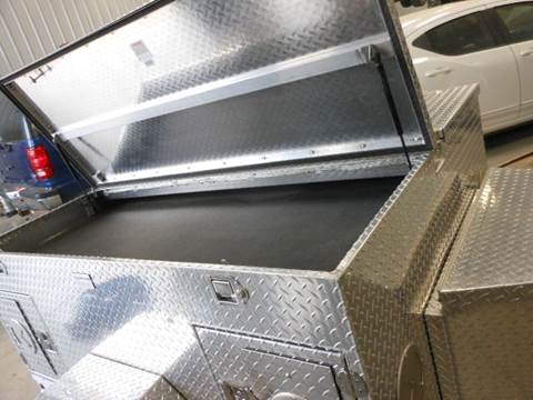 2014 Alum-Line dog trailer