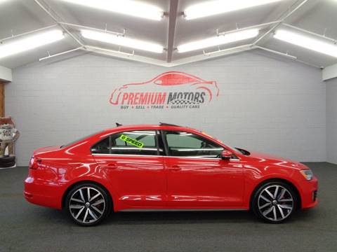 2012 Volkswagen Jetta for sale at Premium Motors in Villa Park IL