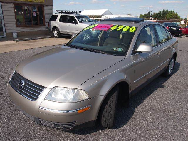 2004 Volkswagen Passat for sale at JACOBS AUTO SALES AND SERVICE in Whitehall PA