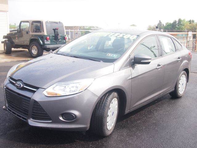 2013 Ford Focus for sale at JACOBS AUTO SALES AND SERVICE in Whitehall PA