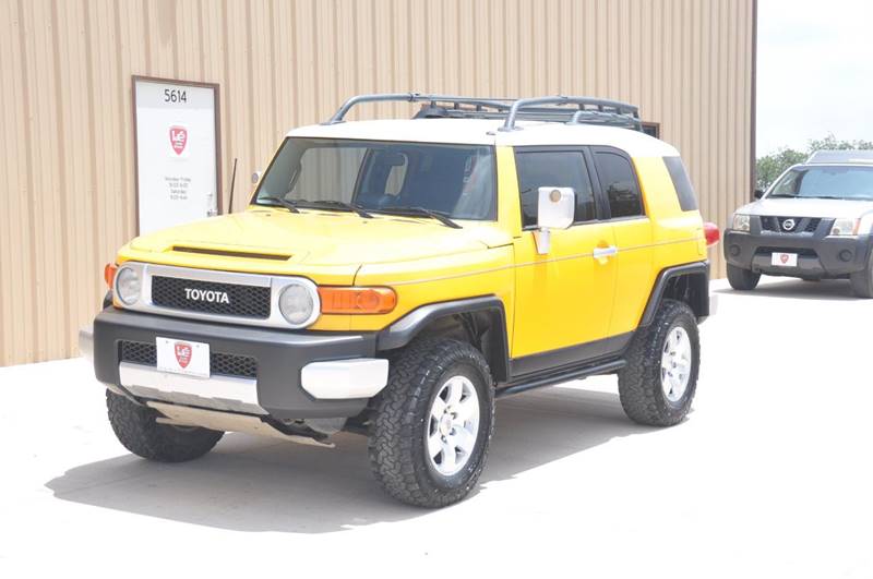 2007 Toyota Fj Cruiser 4dr Suv 4wd 4l V6 5a In Lubbock Tx V12