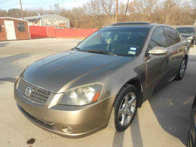 2005 Nissan Altima for sale at CARDEPOT in Fort Worth TX