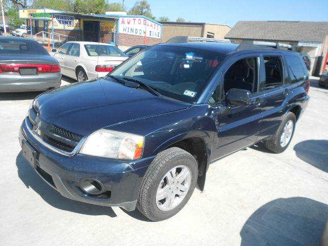 2006 Mitsubishi Endeavor for sale at CARDEPOT in Fort Worth TX
